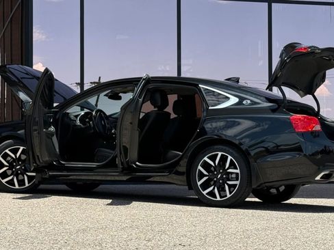 Used 2016 Chevrolet Impala LTZ FWD image 28