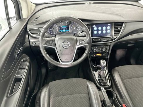 Used 2018 Buick Encore Preferred image 10