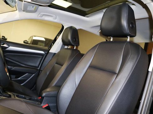 Used 2019 Volkswagen Jetta SE w/ Cold Weather Package FWD image 72