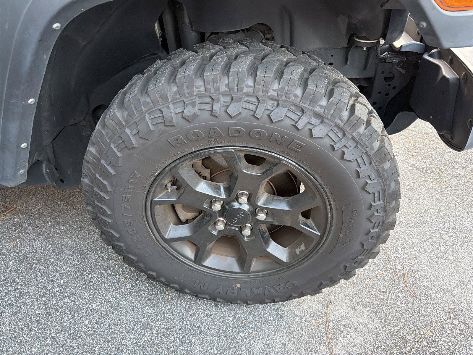 Used 2022 Jeep Wrangler Unlimited Sport AWD/4WD image 9