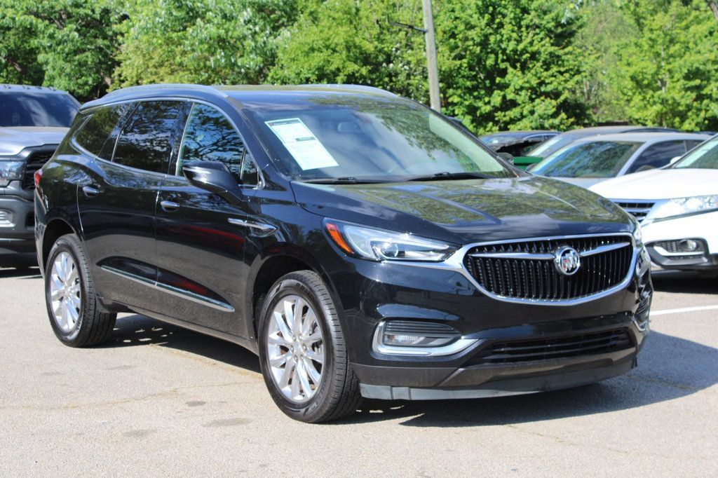 Used 2019 Buick Enclave Essence FWD image 1