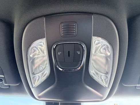 New 2026 Jeep Compass Latitude image 15