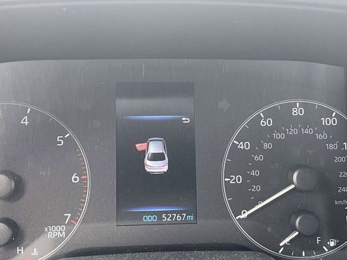 Used 2025 Toyota Corolla LE FWD image 27