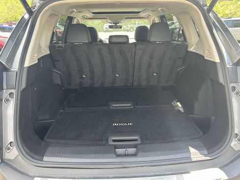 Used 2023 Nissan Rogue SL AWD/4WD image 27