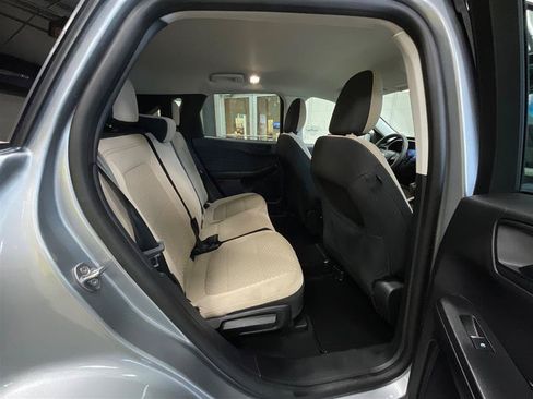 Used 2022 Ford Escape SE FWD image 25