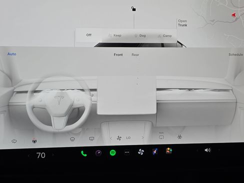 Used 2022 Tesla Model Y Long Range image 25