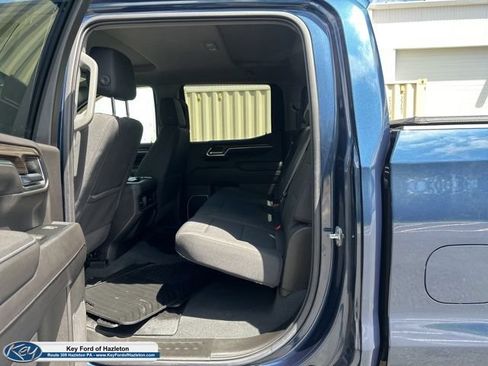 Used 2022 Chevrolet Silverado 1500 RST AWD/4WD image 18