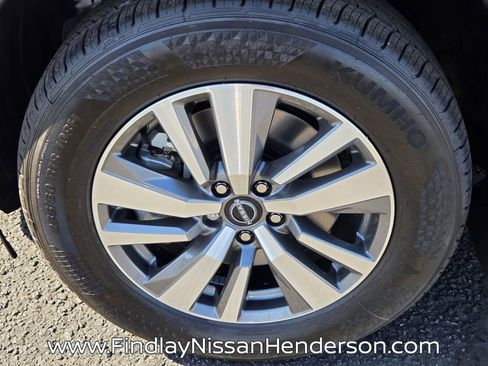 New 2026 Nissan Pathfinder SL FWD image 6