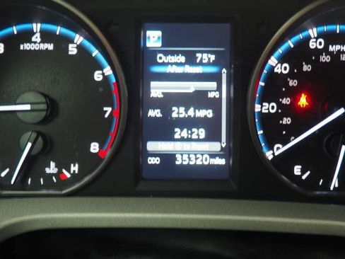 Certified 2018 Toyota RAV4 LE w/ All Weather Liner Package FWD image 17