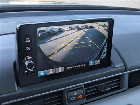 Used 2023 Honda Pilot EX-L image 13