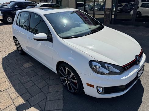Used 2012 Volkswagen GTI Autobahn FWD image 8
