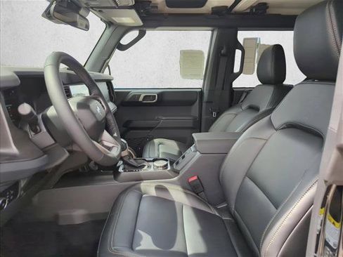 New 2026 Ford Bronco Badlands AWD/4WD image 4