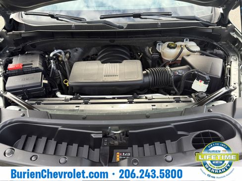 Used 2023 Chevrolet Suburban Premier image 34