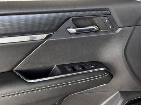 Used 2024 GMC Acadia Elevation w/ Luxury Package image 21