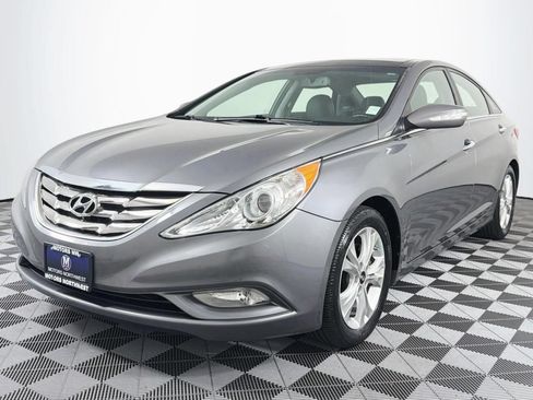 Used 2012 Hyundai Sonata Limited FWD image 5