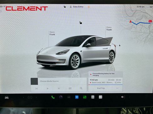 Used 2023 Tesla Model 3 Standard Range RWD image 17