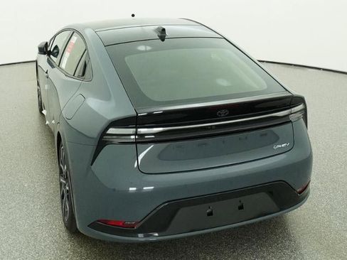 New 2026 Toyota Prius Plug-In Hybrid FWD image 6