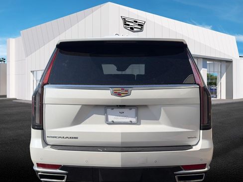 Certified 2023 Cadillac Escalade Premium Luxury AWD/4WD image 3