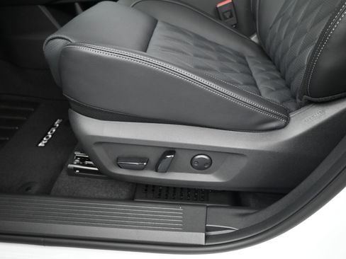 New 2026 Nissan Rogue Platinum w/ Platinum Premium Package image 11