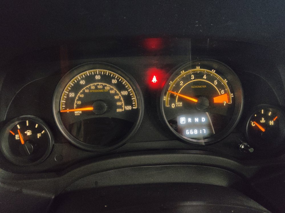 Used 2014 Jeep Patriot Latitude AWD/4WD image 23
