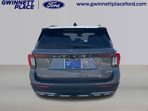 New 2025 Ford Explorer Active w/ Active Comfort Package image 29