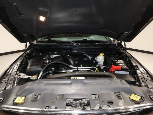 Used 2017 RAM 1500 Big Horn AWD/4WD image 18