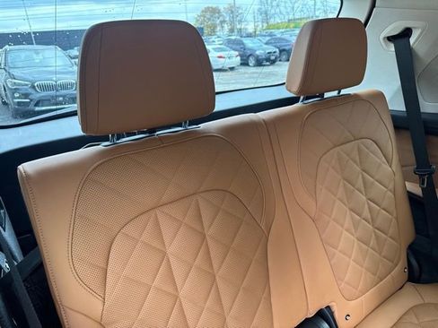 Certified 2024 BMW X7 xDrive40i w/ Premium Package image 30