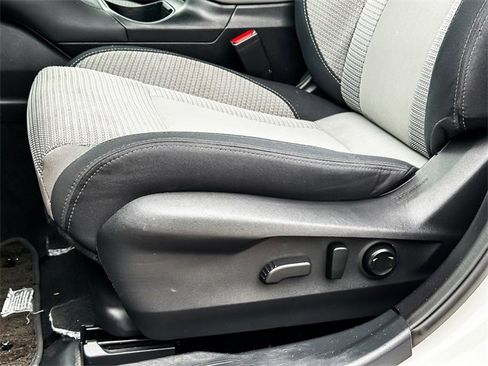 Used 2023 Subaru Outback Premium image 13