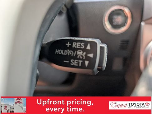 Used 2020 Toyota 4Runner Limited RWD image 18