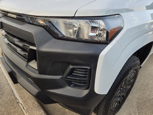 Used 2026 Chevrolet Colorado W/T w/ WT Custom Package RWD image 7