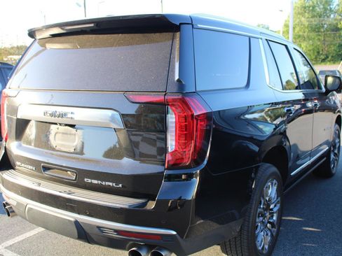 Used 2021 GMC Yukon Denali w/ Denali Premium Package AWD/4WD image 6