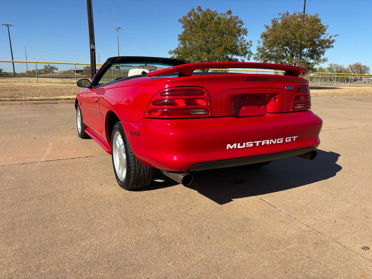Used 1994 Ford Mustang GT RWD image 7