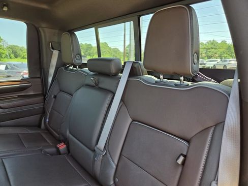 Used 2024 GMC Sierra 2500 Denali w/ Denali Reserve Package AWD/4WD image 34