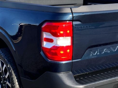 Used 2022 Ford Maverick Lariat w/ Lariat Luxury Package AWD/4WD image 29