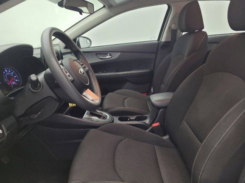 Used 2021 Kia Forte LXS FWD image 17