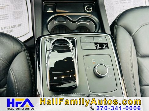 Used 2018 Mercedes-Benz GLE 43 AMG 4MATIC image 32