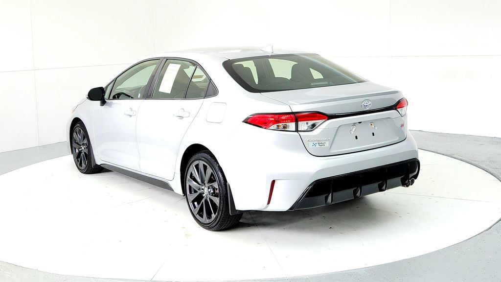 Certified 2023 Toyota Corolla SE FWD image 5