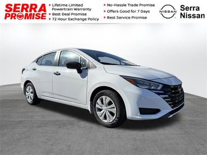 New 2025 Nissan Versa S w/ Trunk Package