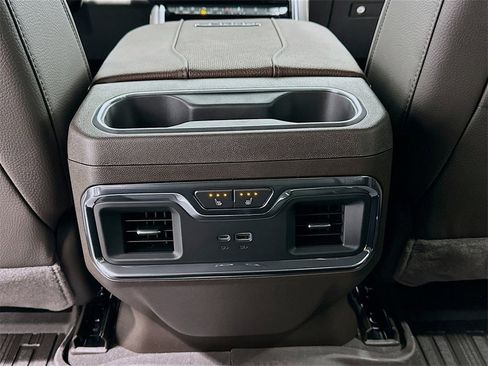 New 2026 GMC Sierra 2500 Denali w/ Denali Reserve Package image 27