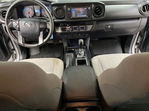 Used 2016 Toyota Tacoma SR RWD image 28