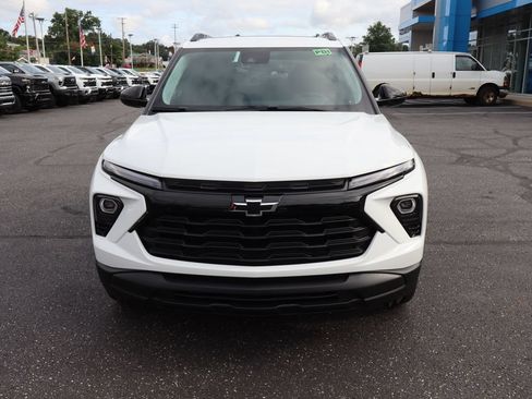 New 2026 Chevrolet TrailBlazer LT w/ Midnight Edition AWD/4WD image 24
