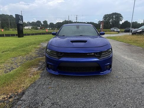 Used 2021 Dodge Charger Scat Pack RWD image 2