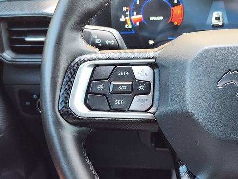 Used 2024 Ford Mustang Coupe RWD image 31