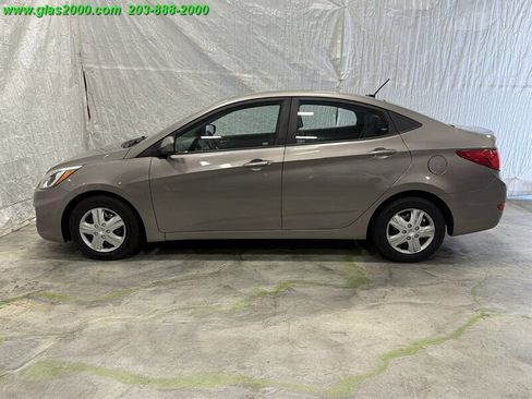 Used 2017 Hyundai Accent SE FWD image 13