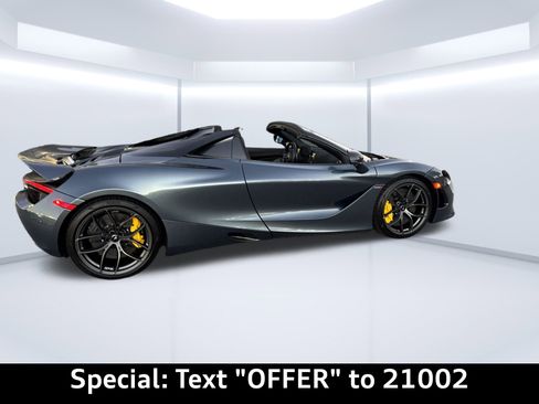 Used 2022 McLaren 720S Performance image 3