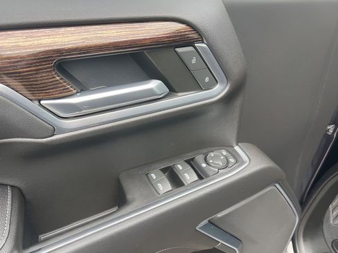 Certified 2022 GMC Sierra 1500 Elevation image 25