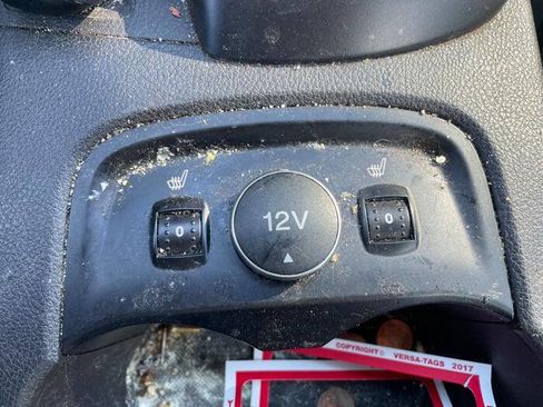 Used 2014 Ford Focus SE w/ SE Winter Package image 38