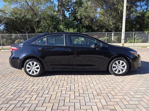 Certified 2024 Toyota Corolla LE image 12