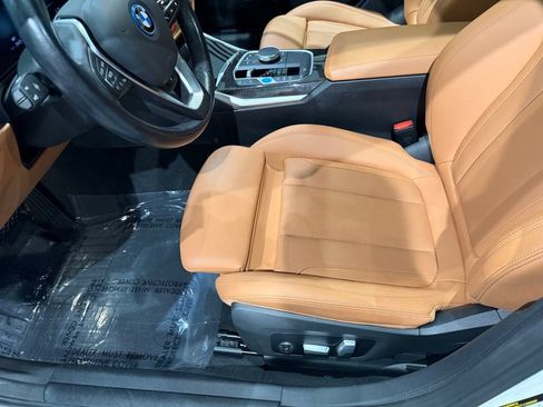 Used 2023 BMW i4 eDrive35 w/ Premium Package RWD image 31