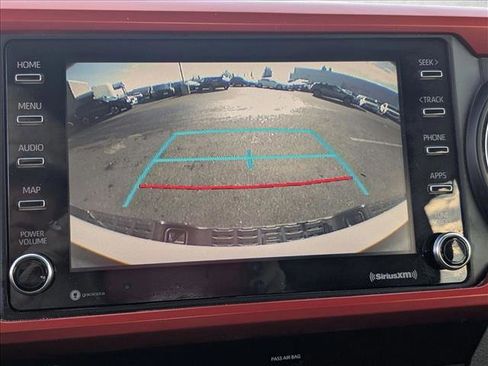 Used 2020 Toyota Tacoma TRD Off-Road image 13